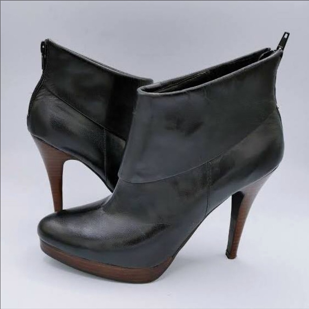 Black Leather Trisha Heeled Boots